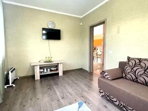 дом по адресу Набережна