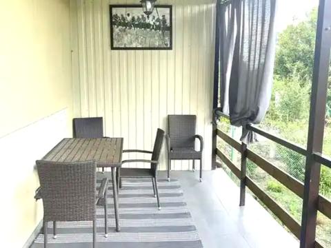 дом по адресу Набережна