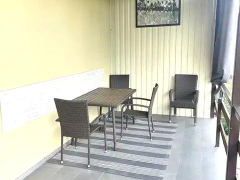 дом по адресу Набережна