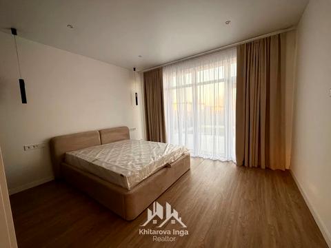 будинок за адресою с. Новоолександрівка, Сурська