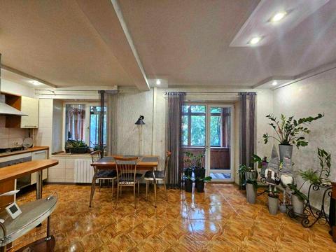 квартира за адресою Зодчих вул., 34