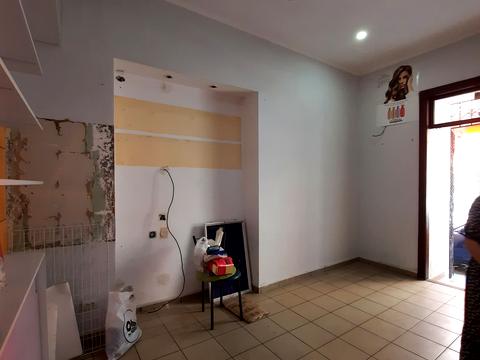 комерційна за адресою Лесі Українки вул., 10