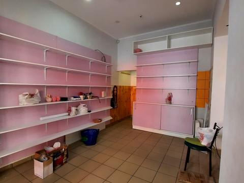 комерційна за адресою Лесі Українки вул., 10