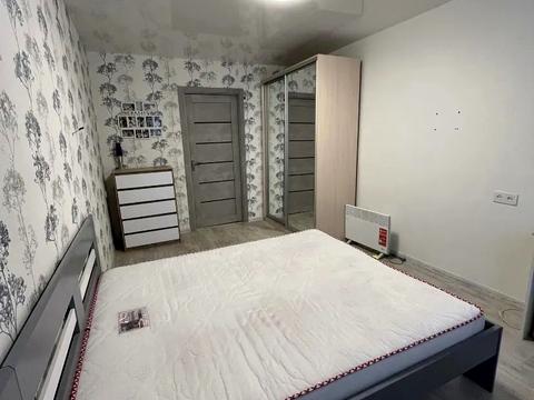 квартира за адресою Космонавтів вул., 11