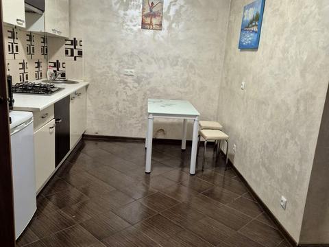 квартира за адресою Пантелеймона Куліша вул., 45