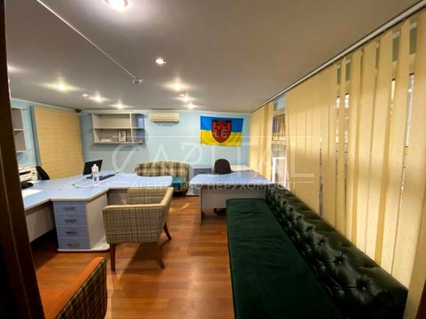 комерційна за адресою Басейна вул., 14