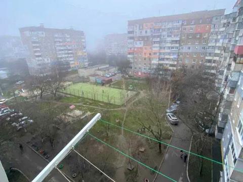 квартира за адресою Державності вул., 105