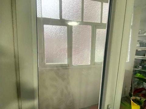 квартира за адресою Державності вул., 105