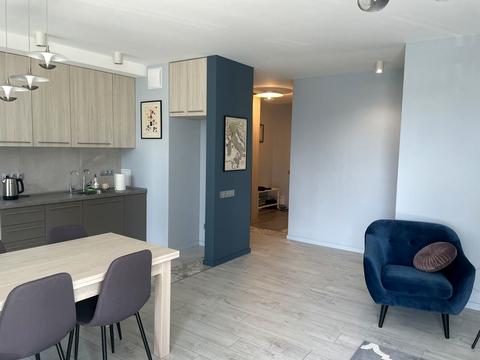 комерційна за адресою Предславинська вул., 53