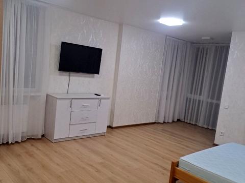 квартира за адресою Олега Мудрака вул. (Генерала Наумова), 1-Б