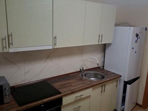 квартира за адресою Олега Мудрака вул. (Генерала Наумова), 1-Б