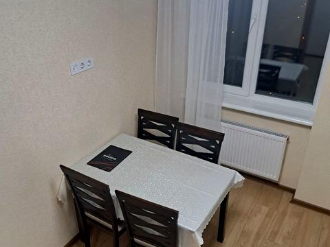 квартира за адресою Олега Мудрака вул. (Генерала Наумова), 1-Б