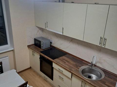 квартира за адресою Олега Мудрака вул. (Генерала Наумова), 1-Б