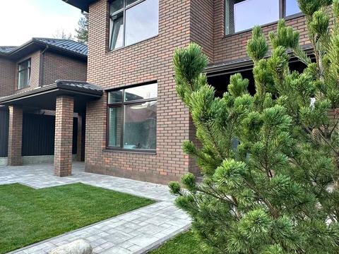 будинок за адресою Лісова вул.