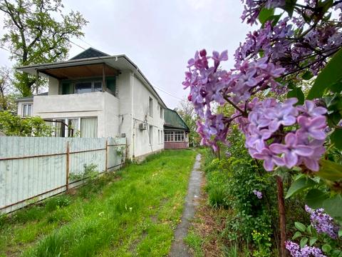 будинок за адресою Курортна вул. (Великого Жовтня)