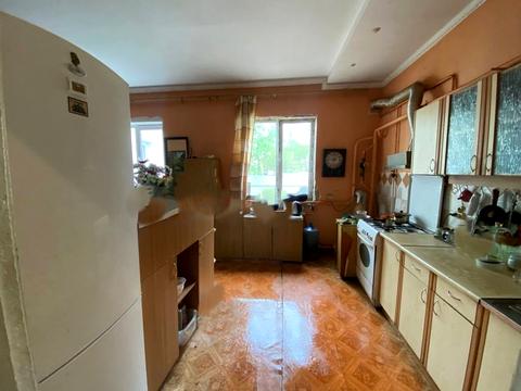 будинок за адресою Курортна вул. (Великого Жовтня)