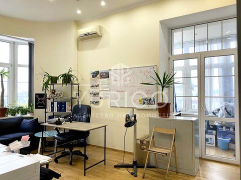 квартира за адресою Костельна вул., 8