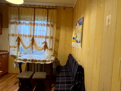 квартира за адресою Автозаводська вул., 6