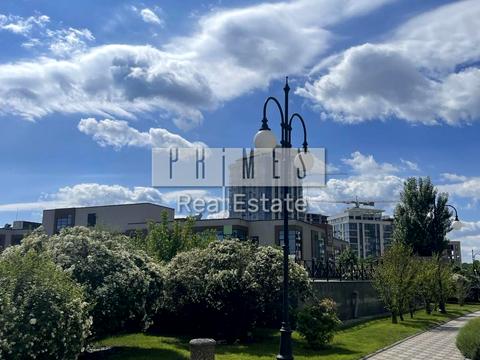 паркоместо по адресу Андрея Верхогляда ул. (Михайла Драгомирова), 15-А