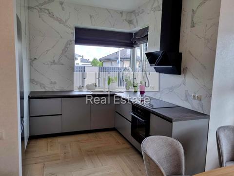 будинок за адресою центральна