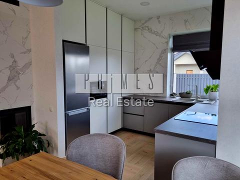 будинок за адресою центральна