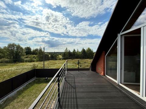 будинок за адресою Озерна