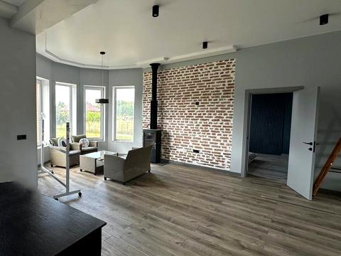 будинок за адресою Озерна