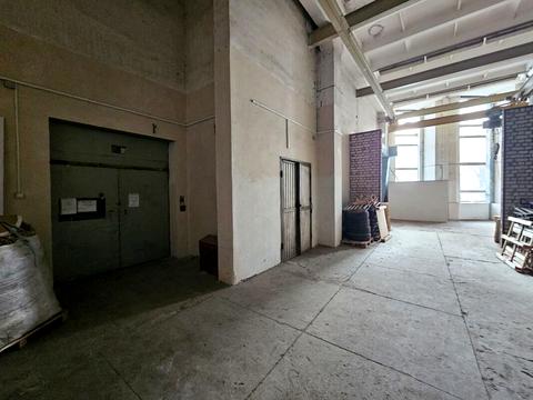 комерційна за адресою Бориспільська вул., 9