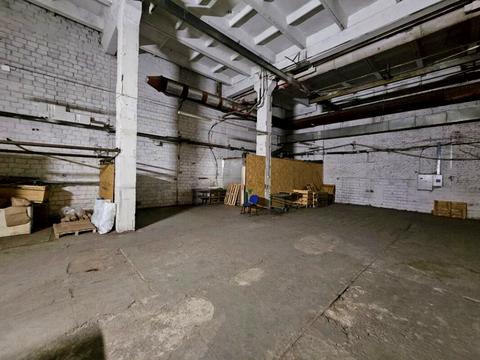 комерційна за адресою Бориспільська вул., 9