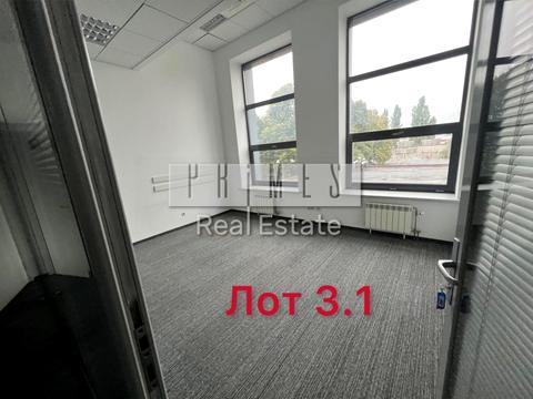 коммерческая по адресу Новоконстантиновская ул., 18