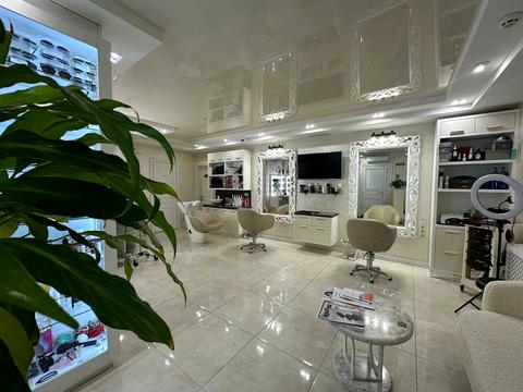 комерційна за адресою Бориса Гмирі вул., 14-А