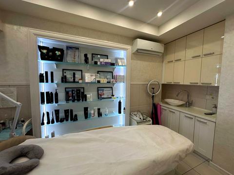 комерційна за адресою Бориса Гмирі вул., 14-А