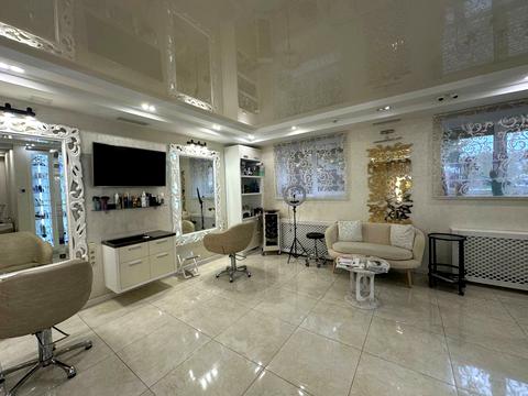 комерційна за адресою Бориса Гмирі вул., 14-А