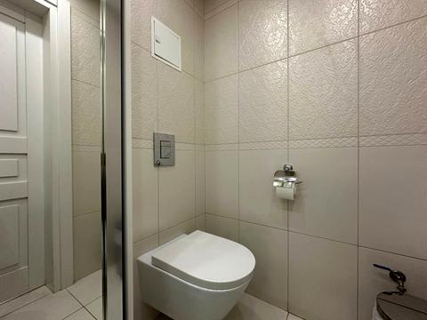 комерційна за адресою Бориса Гмирі вул., 14-А