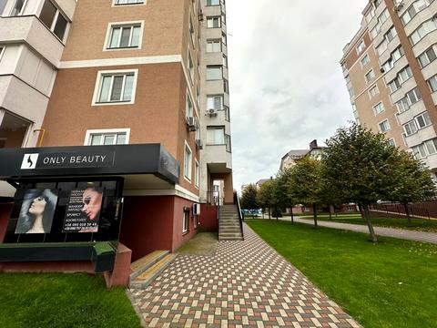 комерційна за адресою Бориса Гмирі вул., 14-А