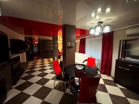 квартира по адресу Леси Украинки бульв., 12