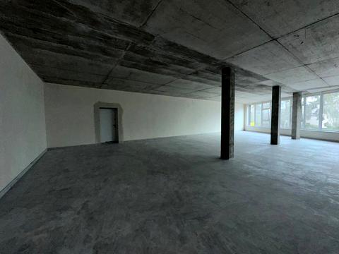 комерційна за адресою Київська, 12