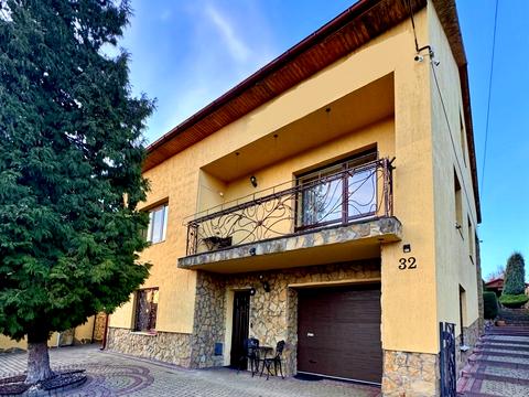 будинок за адресою Лесі Українки вул.