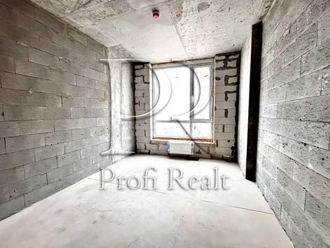 квартира за адресою Салютна вул., 2к17