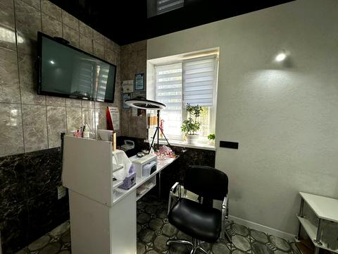 комерційна за адресою Центральна вул. (Чапаєва), 19а