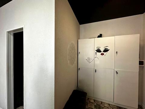 комерційна за адресою Центральна вул. (Чапаєва), 19а