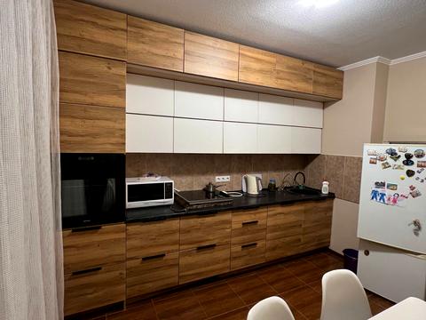 квартира по адресу Феодосийская ул., 1