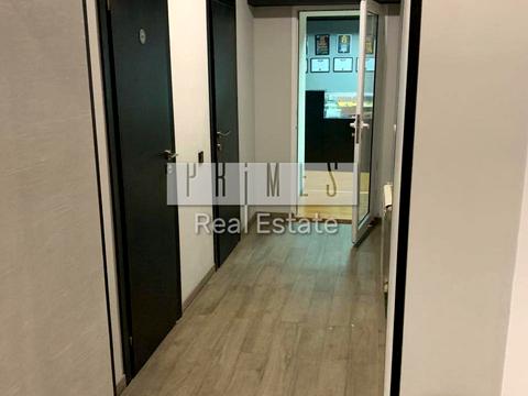 комерційна за адресою Малопідвальна вул., 21/8