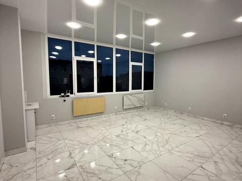 комерційна за адресою Проскурівська вул., 74а