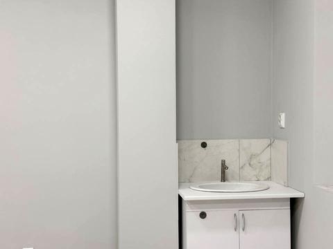 комерційна за адресою Проскурівська вул., 74а