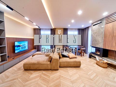 дом по адресу Виставкова ул.