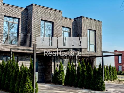 дом по адресу Виставкова ул.