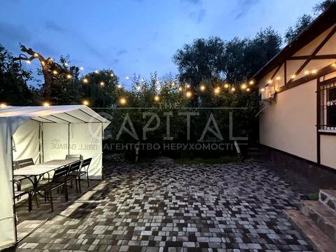 будинок за адресою Броварський