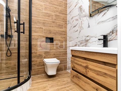 квартира за адресою Августина Волошина вул., 2-Б