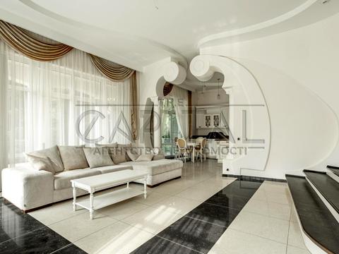 дом по адресу Соборна ул.